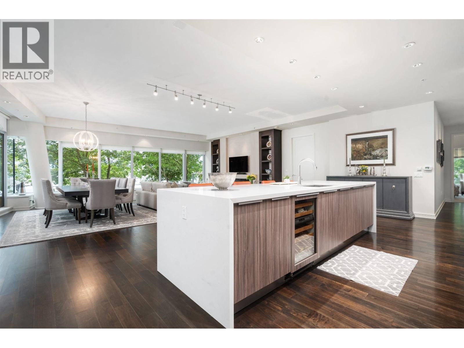 202 181 Athletes Way, Vancouver, British Columbia  V5Y 0B5 - Photo 12 - R3152385
