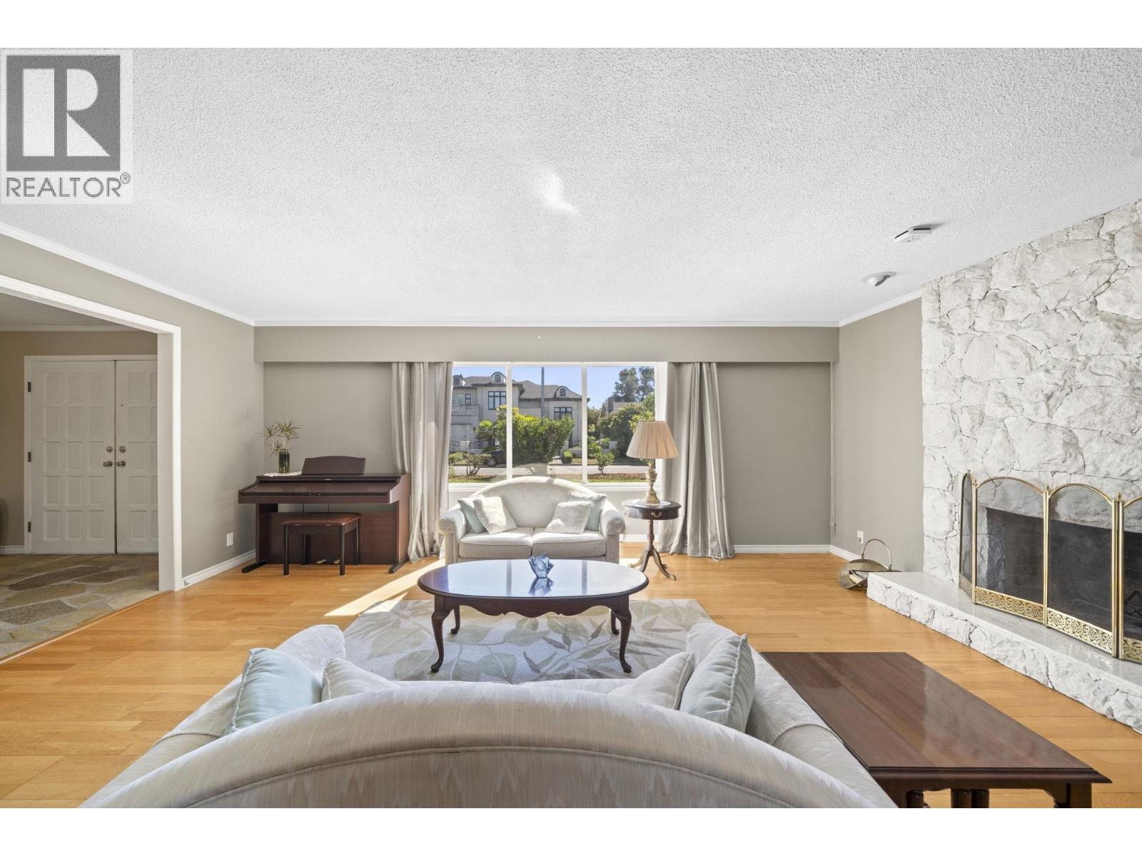 10631 Trepassey Drive, Richmond, British Columbia  V7E 4K8 - Photo 7 - R3152337