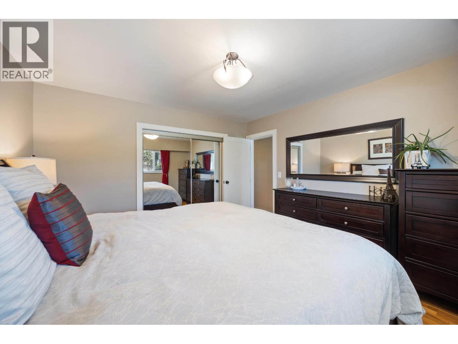 8236 17th Avenue, Burnaby, British Columbia  V3N 1M8 - Photo 19 - R3152347