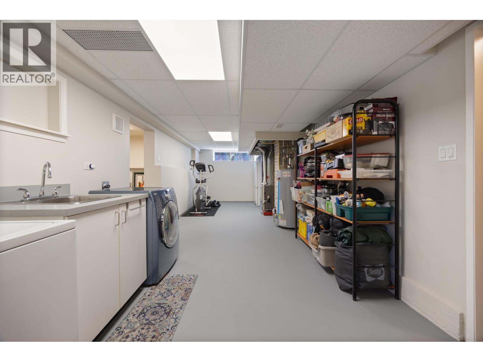 8236 17th Avenue, Burnaby, British Columbia  V3N 1M8 - Photo 29 - R3152347