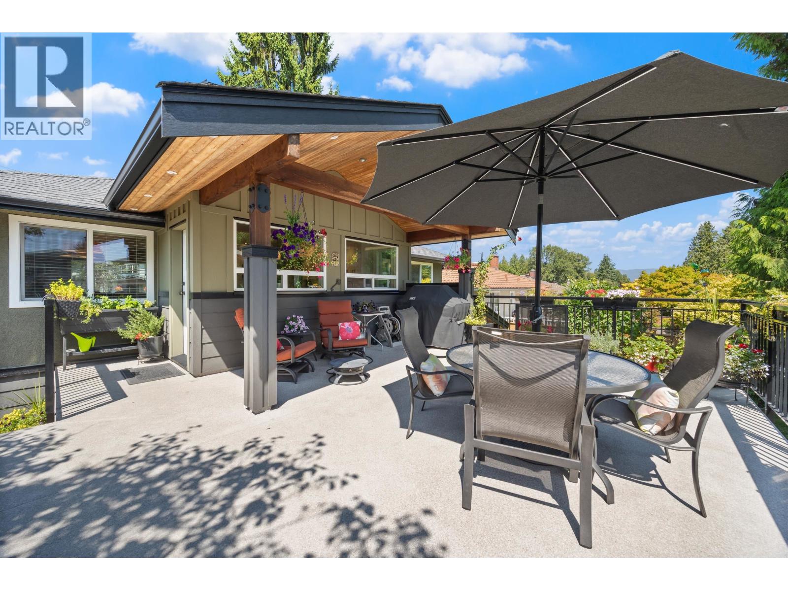 8236 17th Avenue, Burnaby, British Columbia  V3N 1M8 - Photo 30 - R3152347