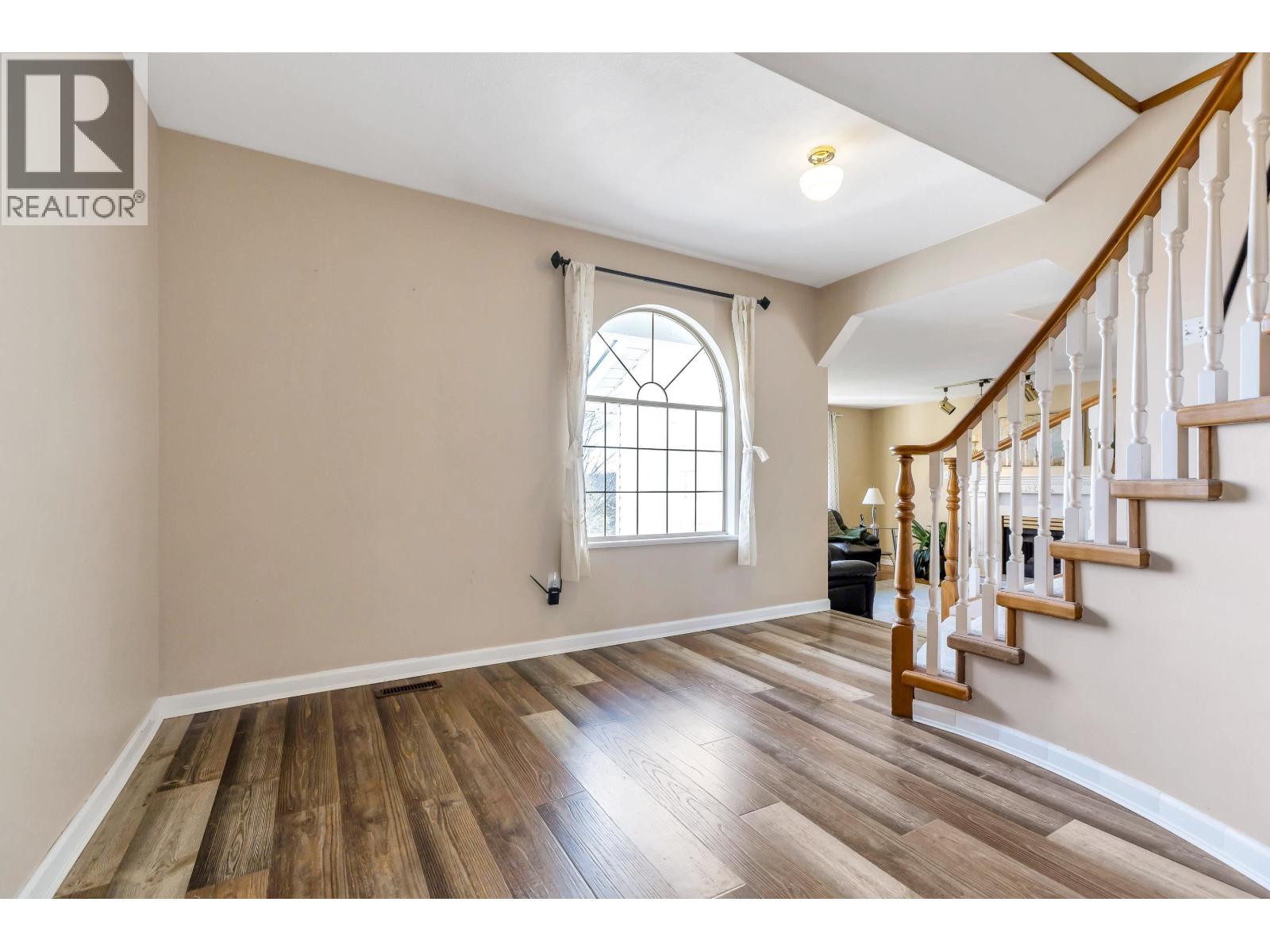 2225 KAPTEY AVENUE