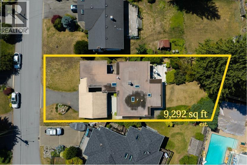 4568 Marineview Crescent, North Vancouver, British Columbia  V7R 3P2 - Photo 37 - R3152371