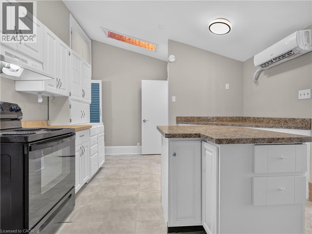 15 Catherine Street, St. Catharines, Ontario  L2R 5E4 - Photo 11 - 40853221