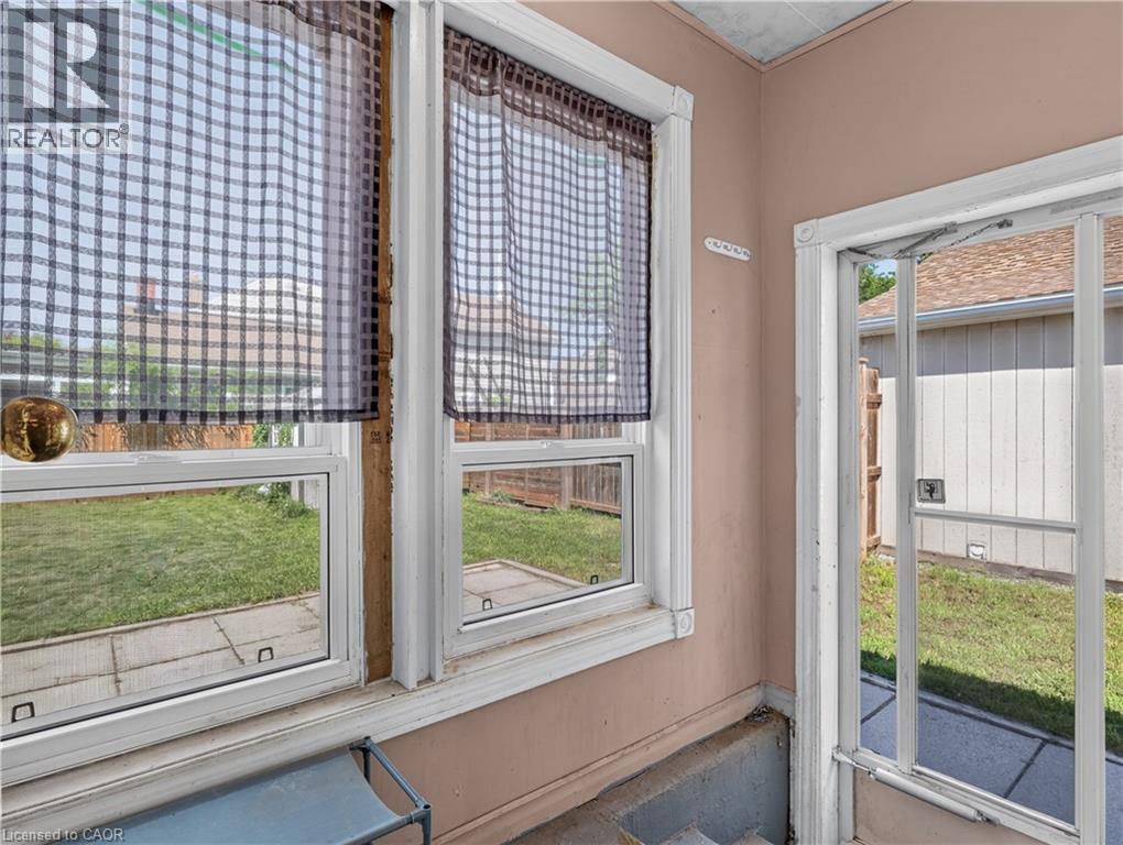 15 Catherine Street, St. Catharines, Ontario  L2R 5E4 - Photo 26 - 40853221