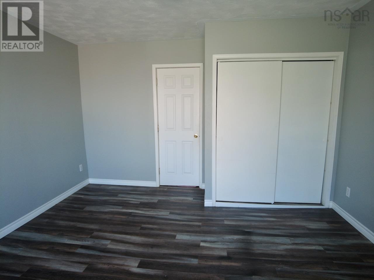81 Queen Street, Springhill, Nova Scotia  B0M 1X0 - Photo 8 - 202609970