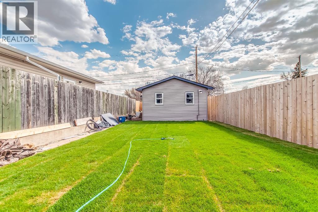 1313 Bridge Street SE, Medicine Hat, Alberta  T1A 1E5 - Photo 22 - A2306552
