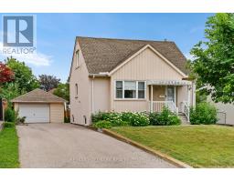 27 SUNRAY CRESCENT, Toronto, Ontario