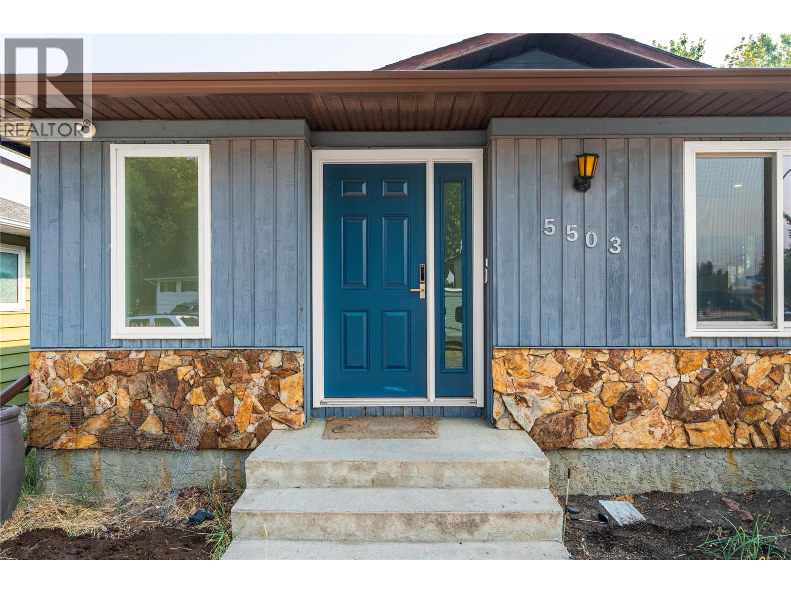5503 South Vernon Court, Vernon, British Columbia  V1T 8N6 - Photo 27 - 10396138