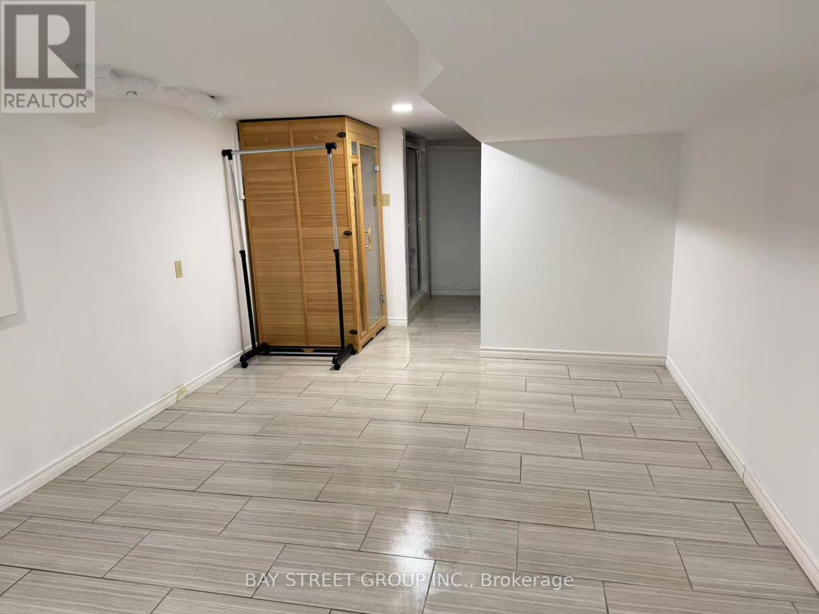 7 Pavillion Street, Markham, Ontario  L3R 1N8 - Photo 10 - N13600238