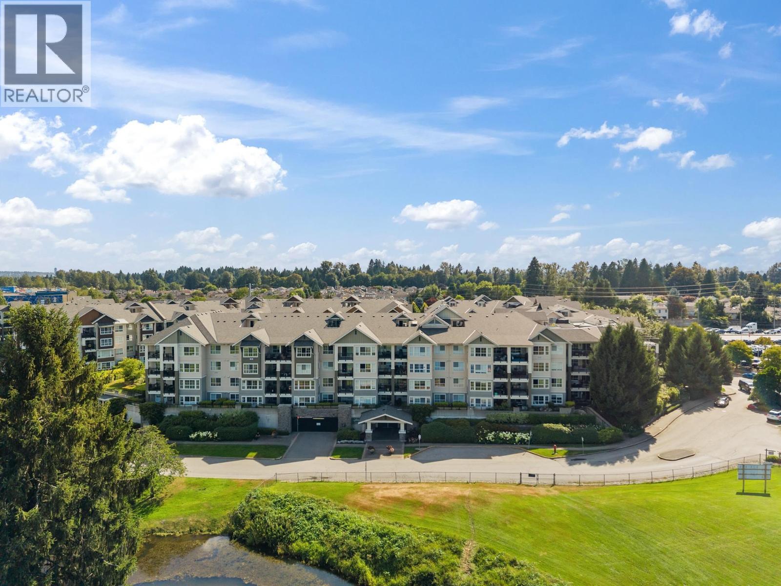 104 19673 Meadow Gardens Way, Pitt Meadows, British Columbia  V3Y 0A1 - Photo 3 - R3152047