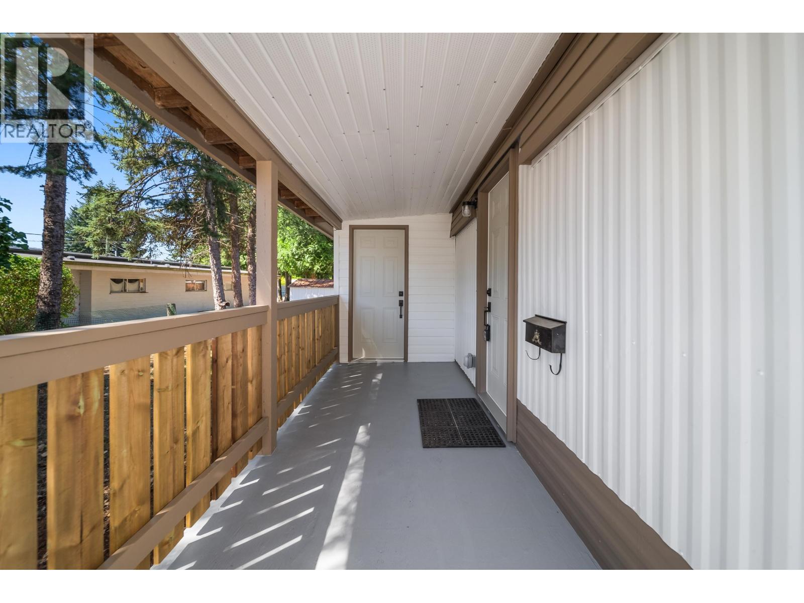 39 21163 Lougheed Highway, Maple Ridge, British Columbia  V2X 2R4 - Photo 2 - R3151870