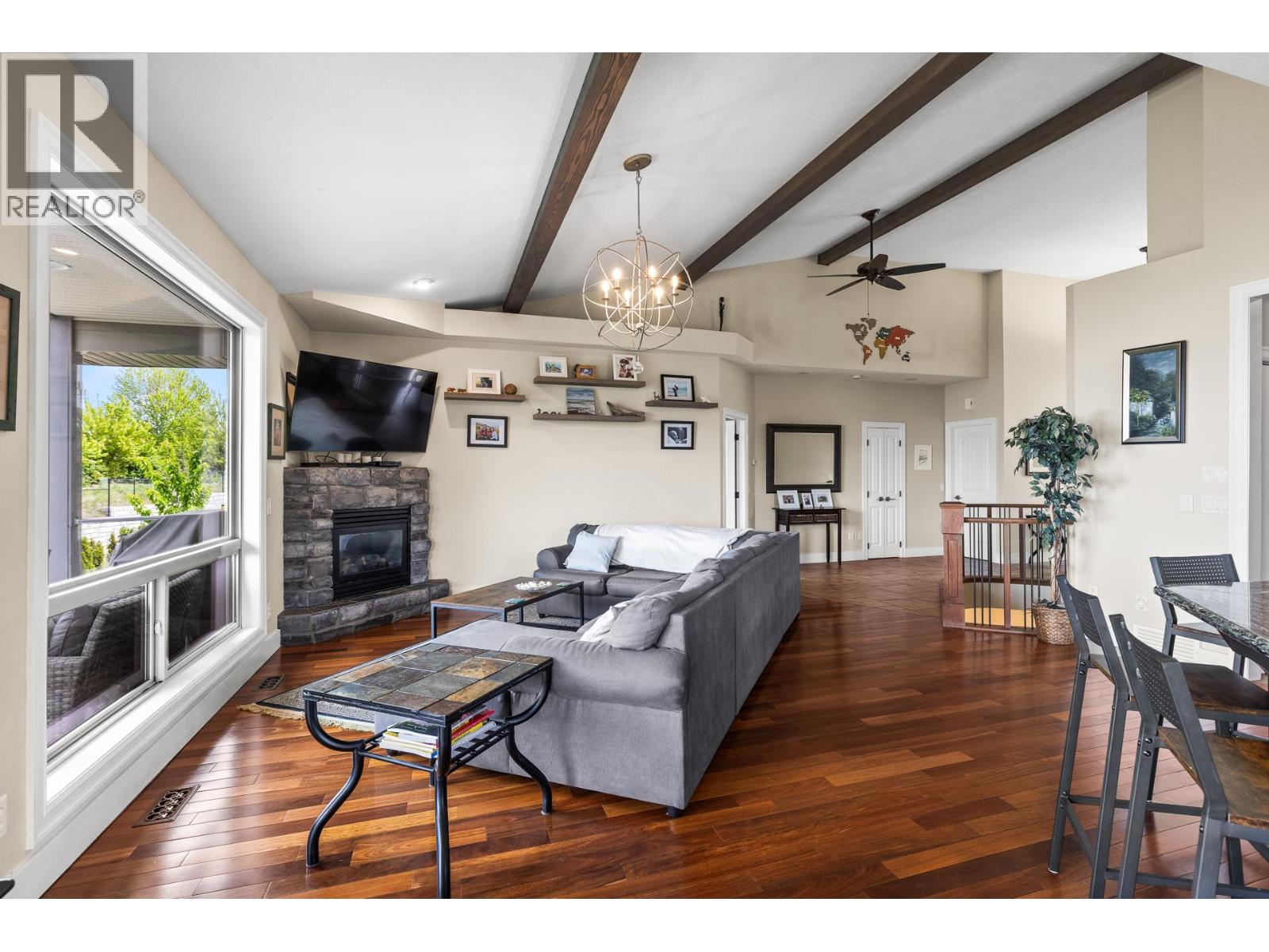 546 Gowen Place, Kelowna, British Columbia  V1W 5B4 - Photo 11 - 10396808