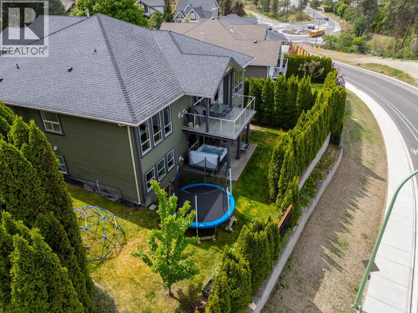 546 Gowen Place, Kelowna, British Columbia  V1W 5B4 - Photo 50 - 10396808