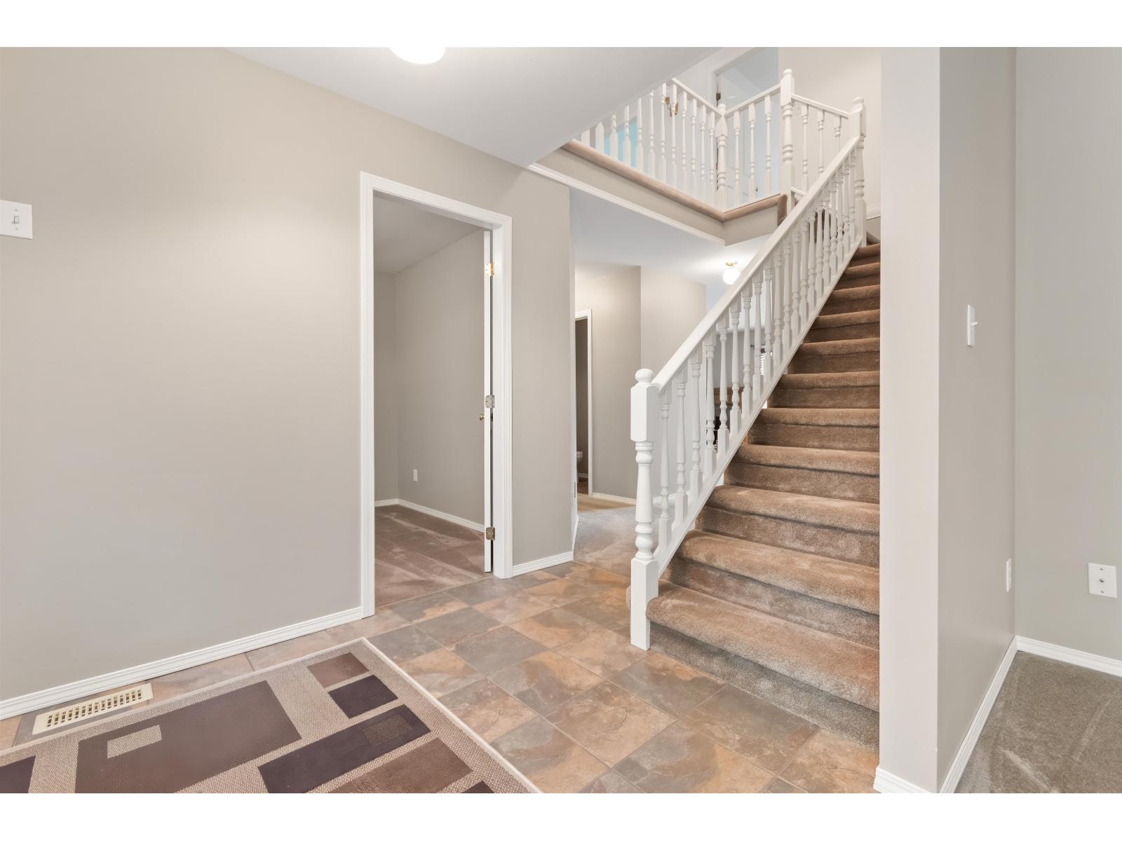 44739 Cumberland Avenue, Sardis South, Chilliwack, British Columbia  V2R 3B9 - Photo 11 - R3152341