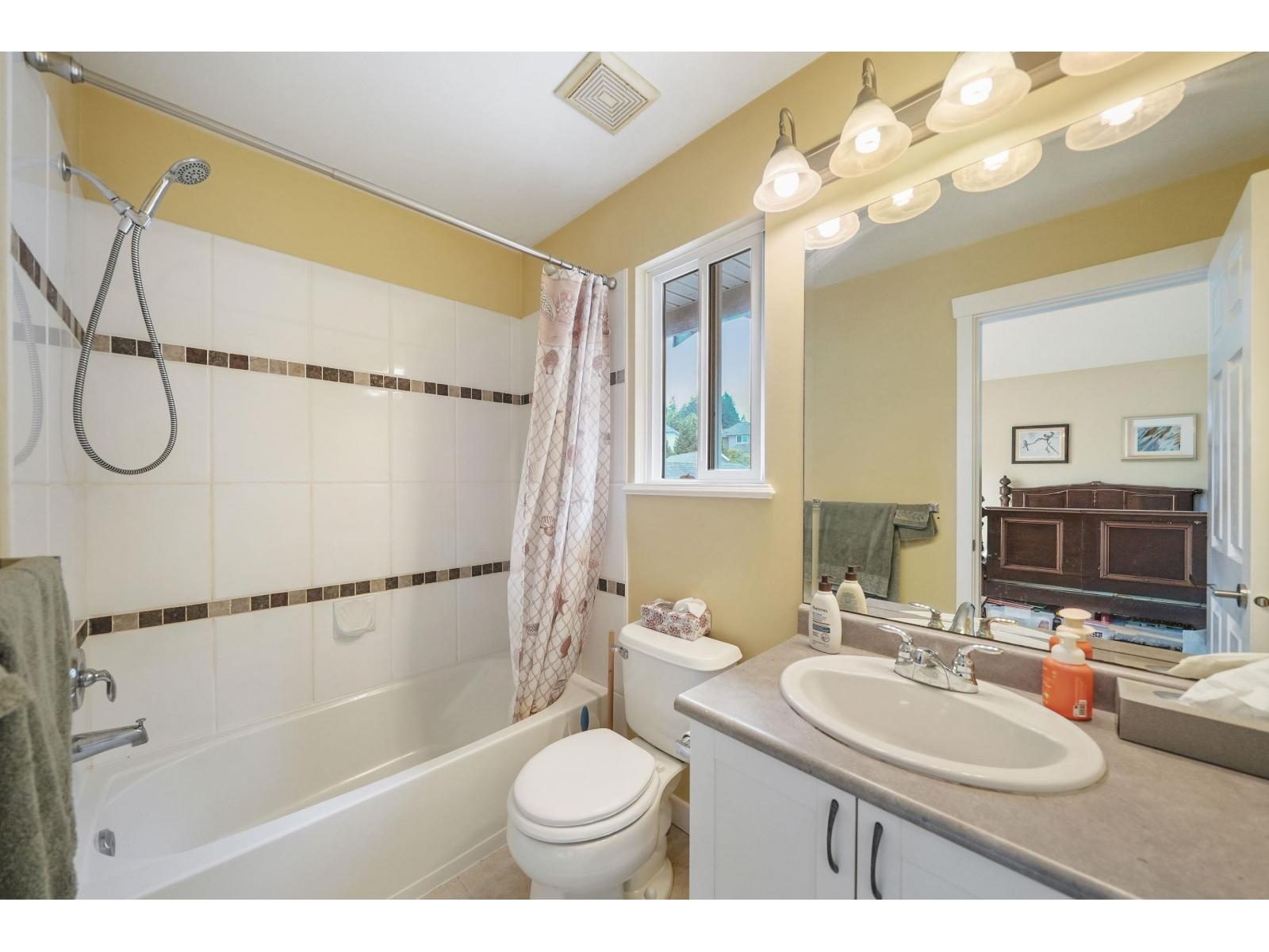 15130 62nd Avenue, Surrey, British Columbia  V3S 5J7 - Photo 11 - R3152298