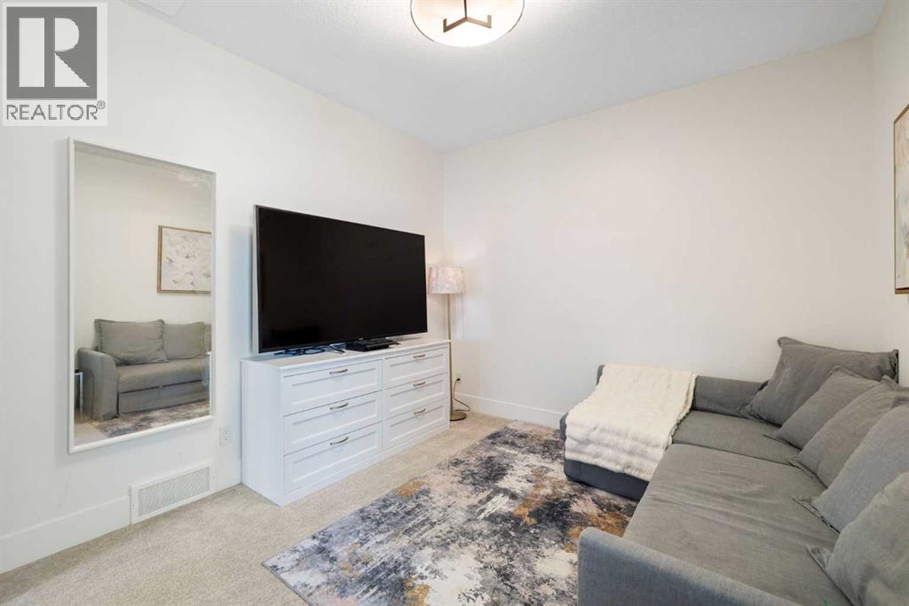 13 Shawnee Heath Sw, Calgary, Alberta  T2Y 0P6 - Photo 25 - A2315591