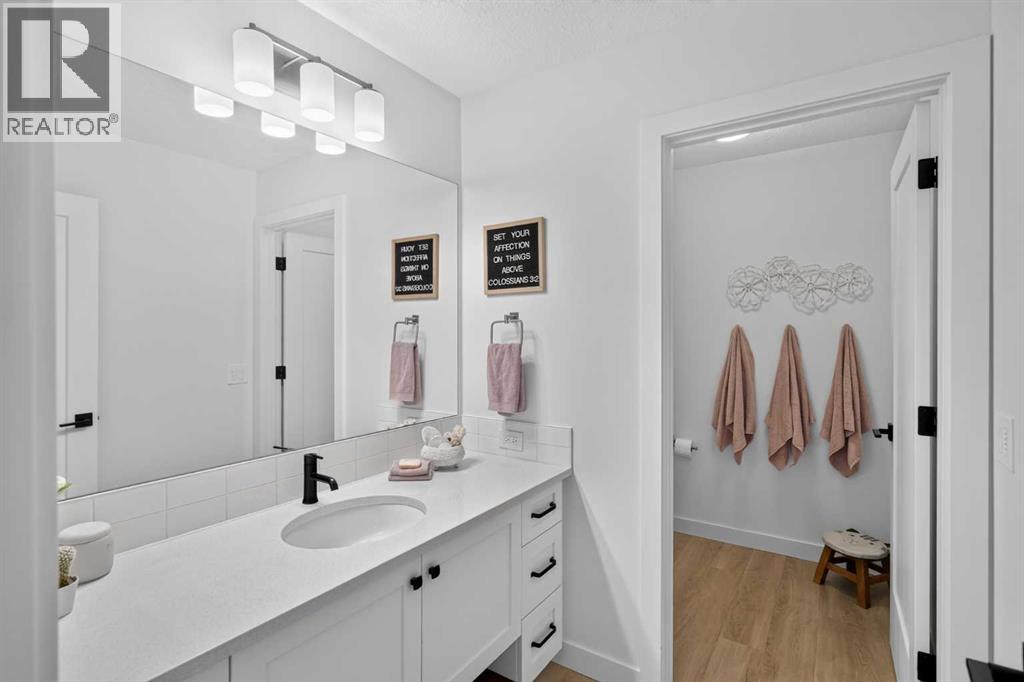 16 Legacy Manor SE, Calgary, Alberta  T2X 2E9 - Photo 35 - A2331742