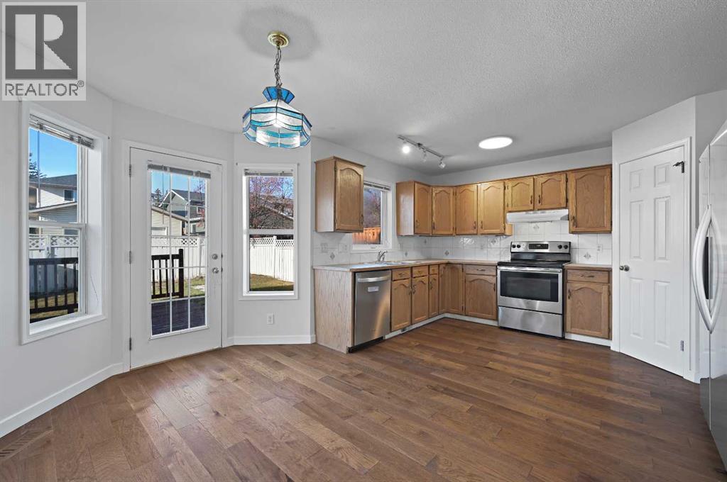 182 Coventry Close NE, Calgary, Alberta  T3K 4A6 - Photo 12 - A2331903