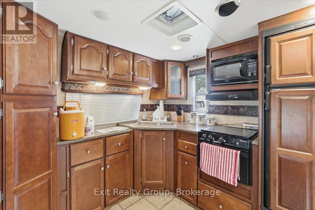 71 Cooke Lane, Quinte West, Ontario  K0K 2C0 - Photo 9 - X13636694