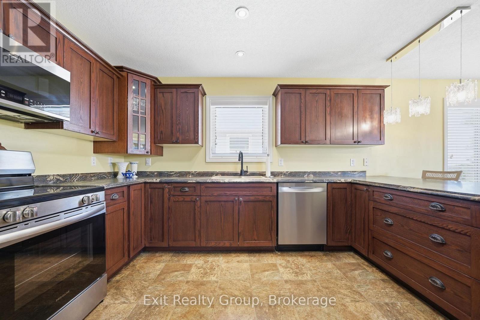 23 Mount Grove Crescent, Prince Edward County, Ontario  K0K 3L0 - Photo 16 - X13636810