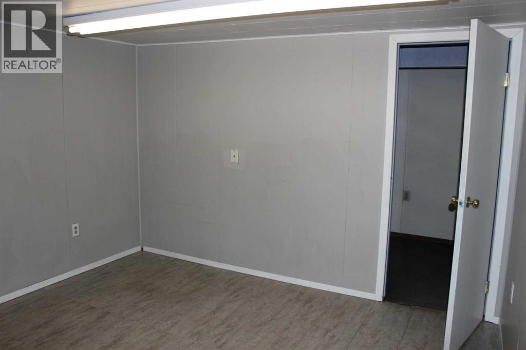 143078 15 Avenue W, Rural Newell, Alberta T1R 1C4 - Photo 13 - A2324800