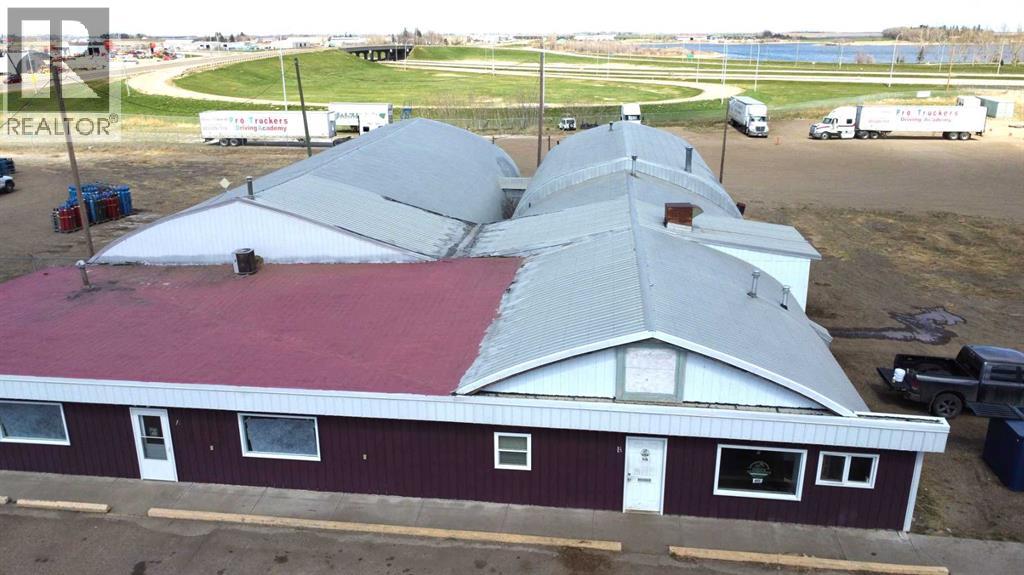 143078 15 Avenue W, Rural Newell, Alberta T1R 1C4 - Photo 2 - A2324800