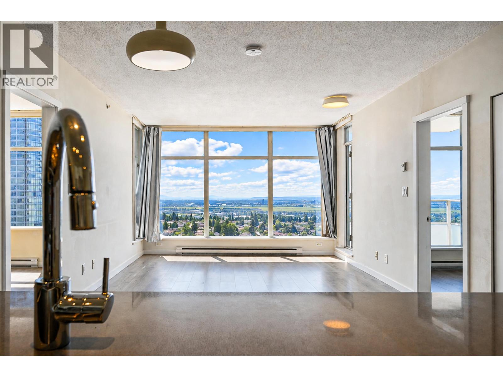 2707 4880 Bennett Street, Burnaby, British Columbia  V5H 0C1 - Photo 10 - R3141156
