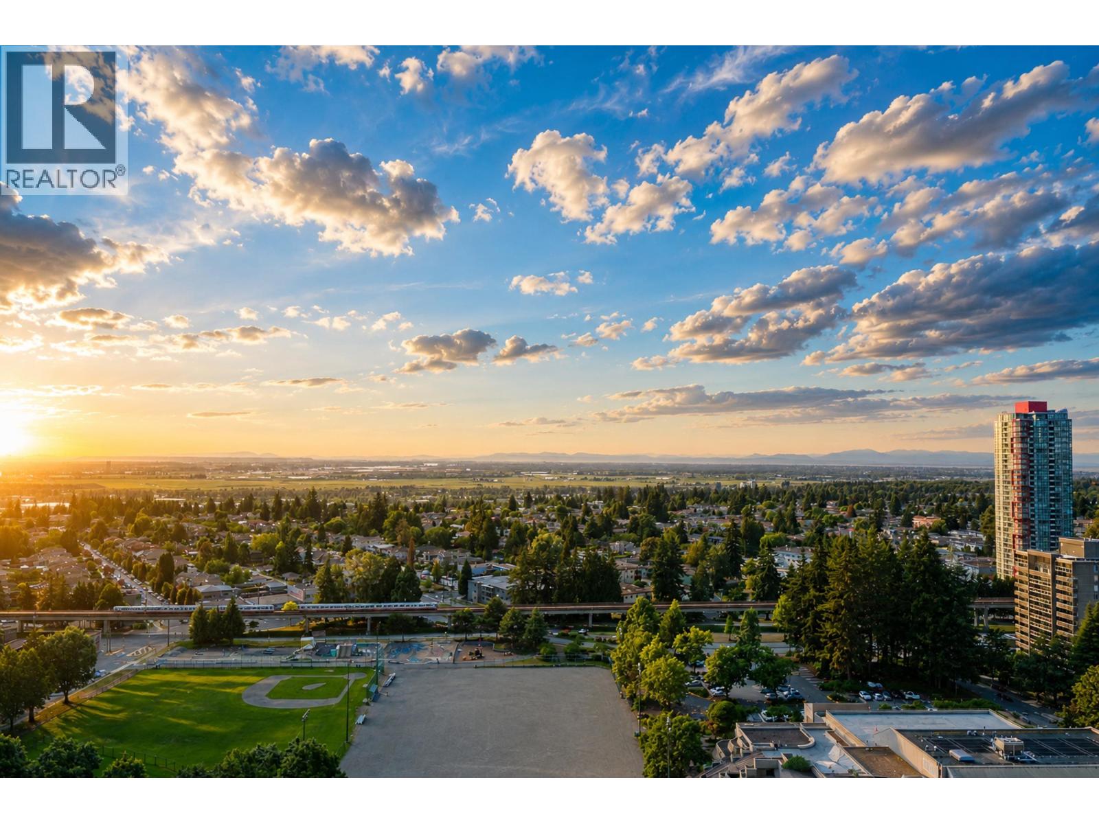 2707 4880 Bennett Street, Burnaby, British Columbia  V5H 0C1 - Photo 1 - R3141156