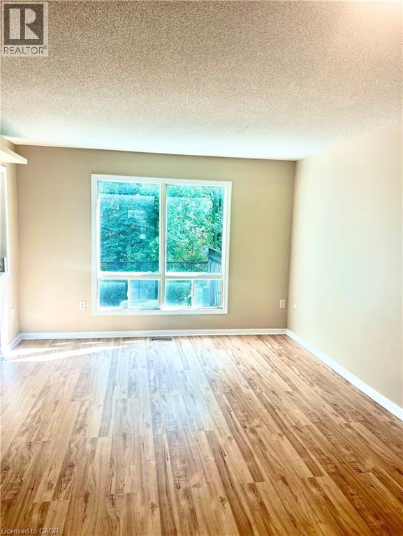 2088 Broadleaf Crescent, Burlington, Ontario  L7L 6S3 - Photo 3 - 40852832