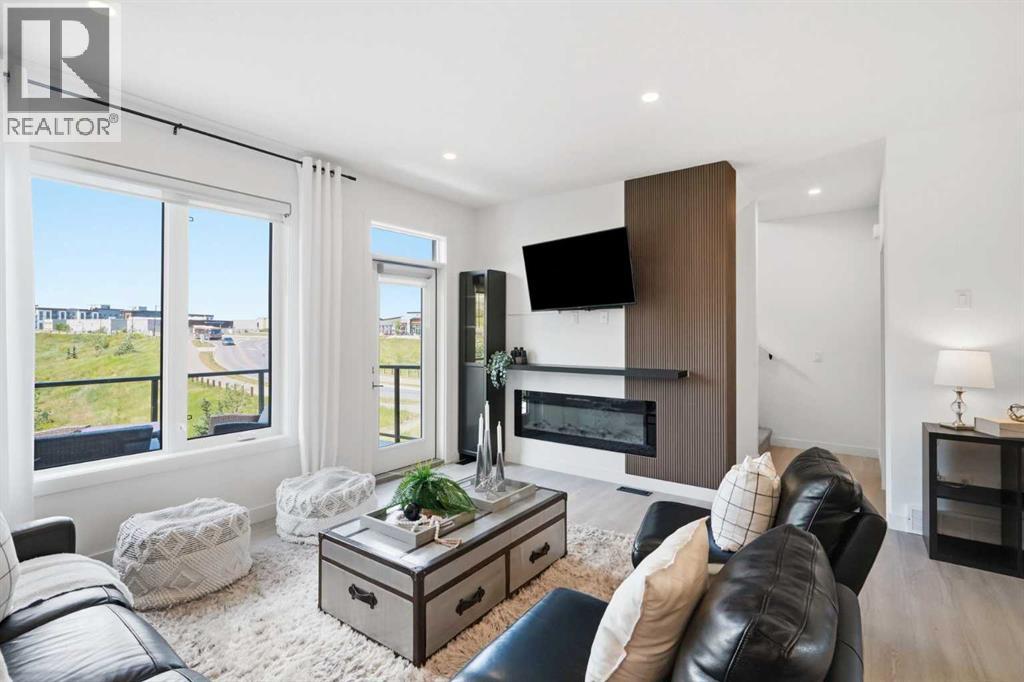 108 Na'a Heights SW, Calgary, Alberta  T3H 6C4 - Photo 5 - A2331947