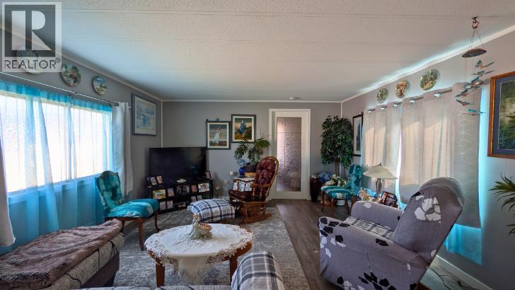 33, 5853 4 Street W, Claresholm, Alberta  T0L 0T0 - Photo 3 - A2333567