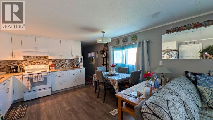 33, 5853 4 Street W, Claresholm, Alberta  T0L 0T0 - Photo 9 - A2333567