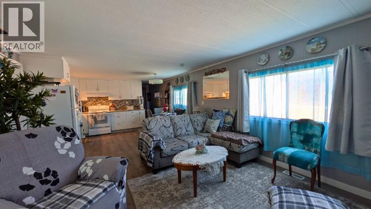33, 5853 4 Street W, Claresholm, Alberta  T0L 0T0 - Photo 4 - A2333567