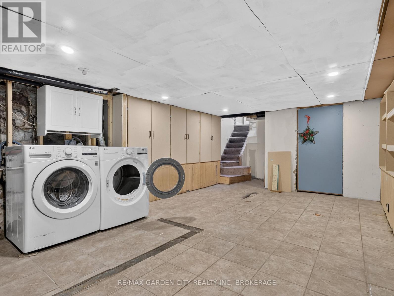 15 Catherine Street, St. Catharines, Ontario  L2R 5E4 - Photo 24 - X13636770