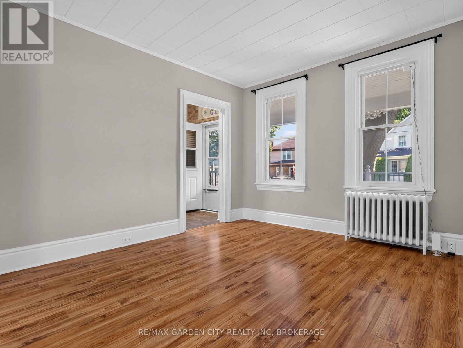15 Catherine Street, St. Catharines, Ontario  L2R 5E4 - Photo 8 - X13636770