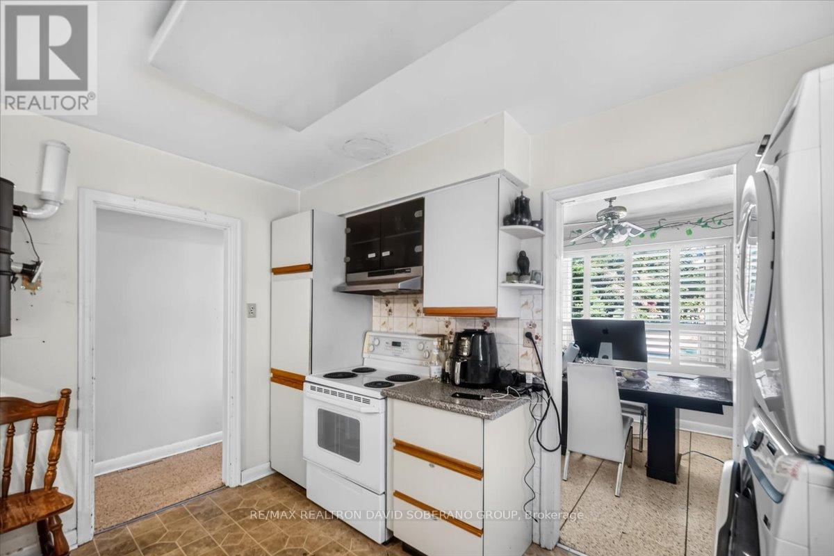 19 Wigan Crescent, Toronto, Ontario M3H 3A3 - Photo 10 - C13636702