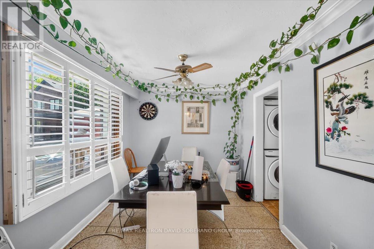19 Wigan Crescent, Toronto, Ontario M3H 3A3 - Photo 11 - C13636702