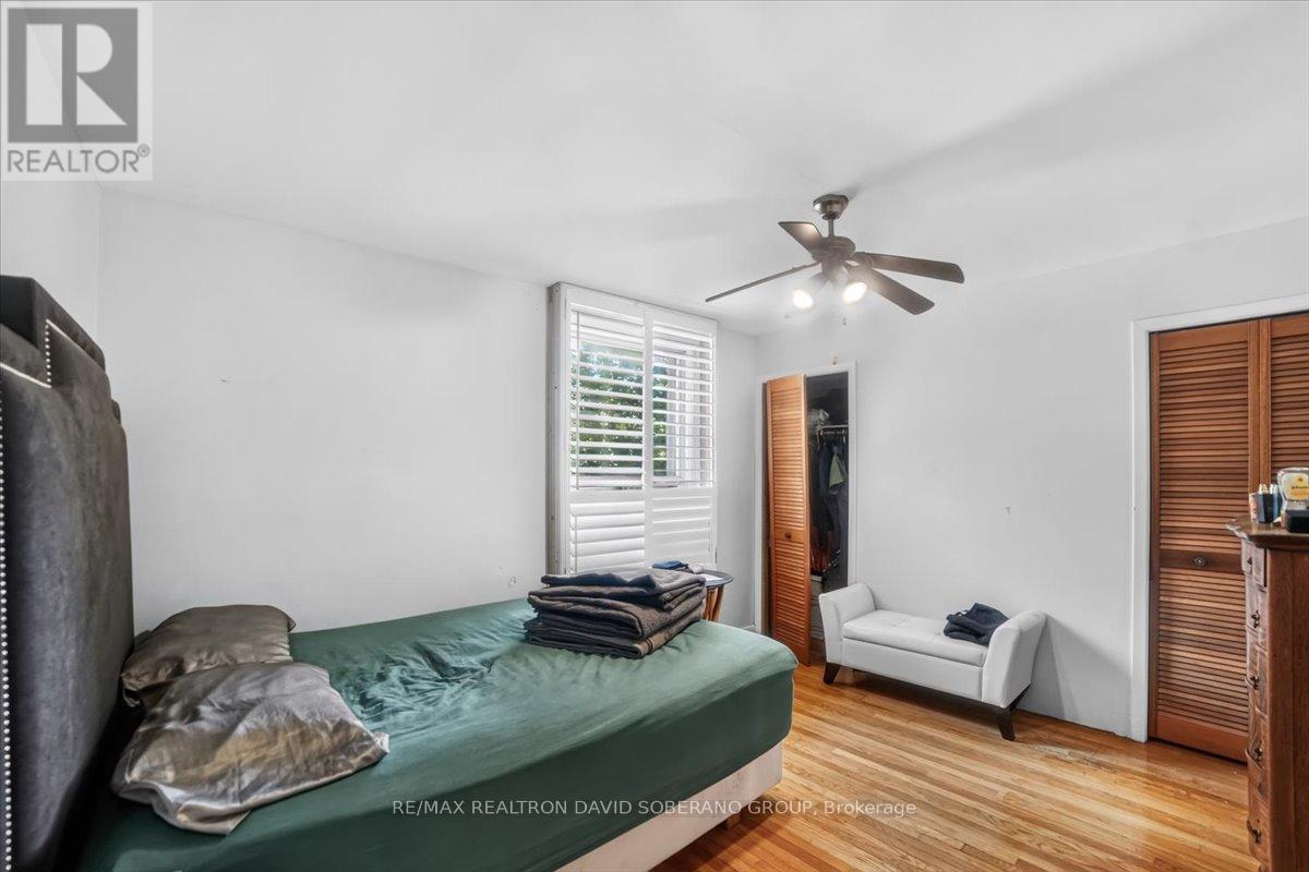 19 Wigan Crescent, Toronto, Ontario M3H 3A3 - Photo 12 - C13636702