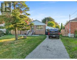 19 WIGAN CRESCENT, Toronto, Ontario