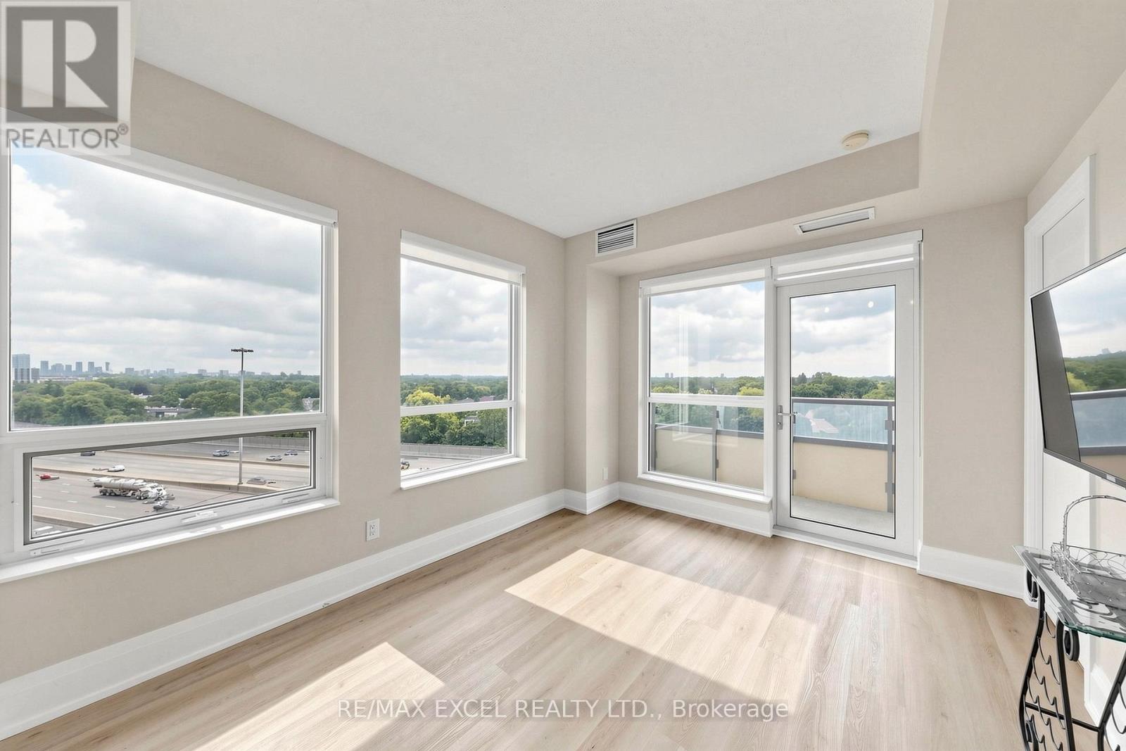 906 - 120 Harrison Garden Boulevard, Toronto, Ontario M2N 0H1 - Photo 4 - C13636772
