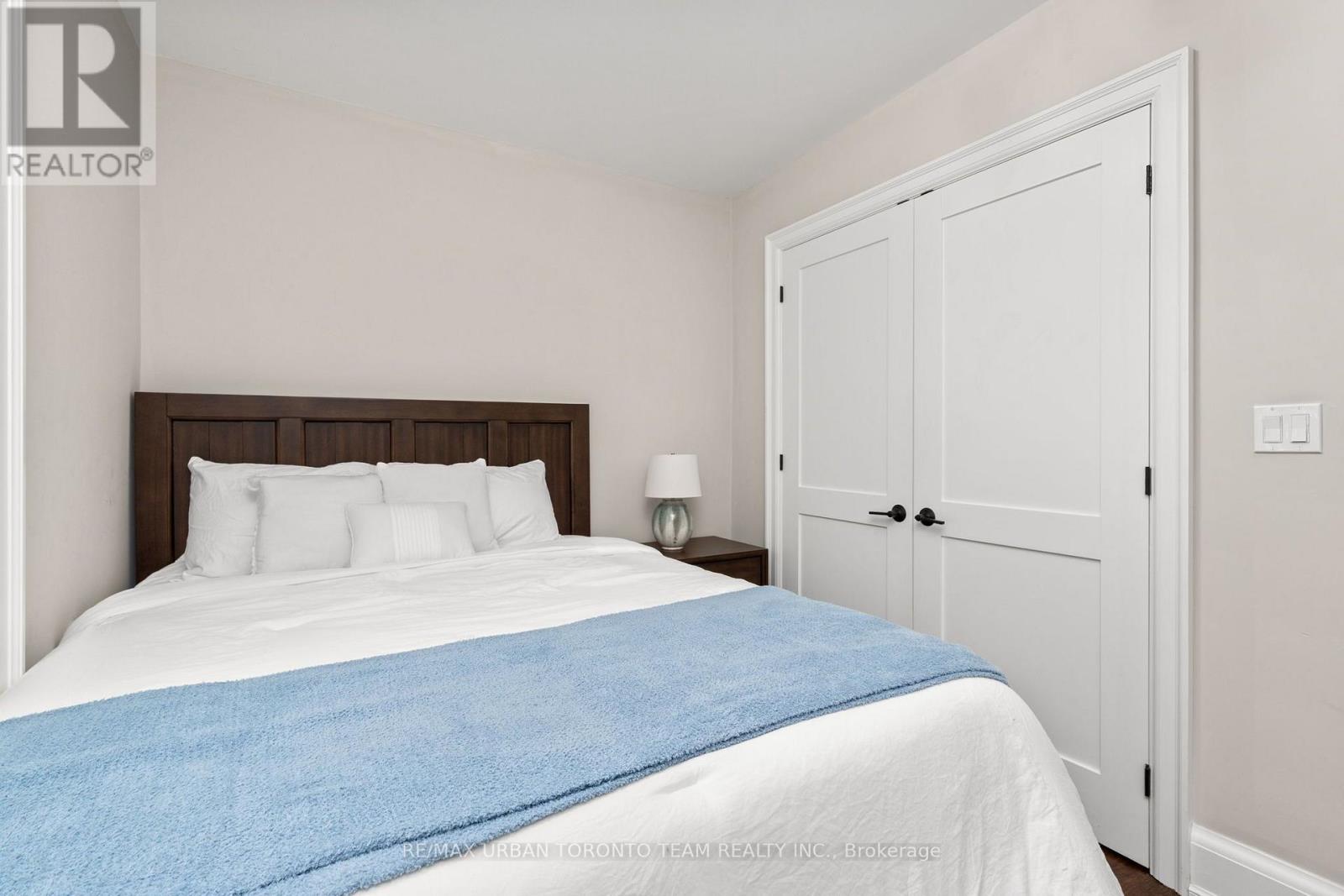 18 Draper Street, Toronto, Ontario  M5V 2M4 - Photo 18 - C13636790