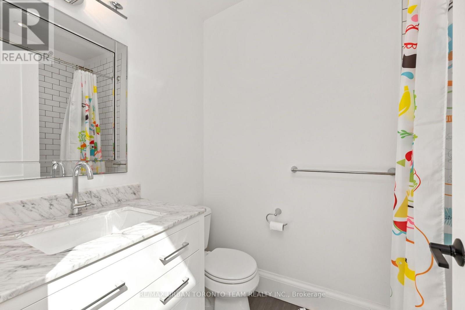 18 Draper Street, Toronto, Ontario  M5V 2M4 - Photo 21 - C13636790