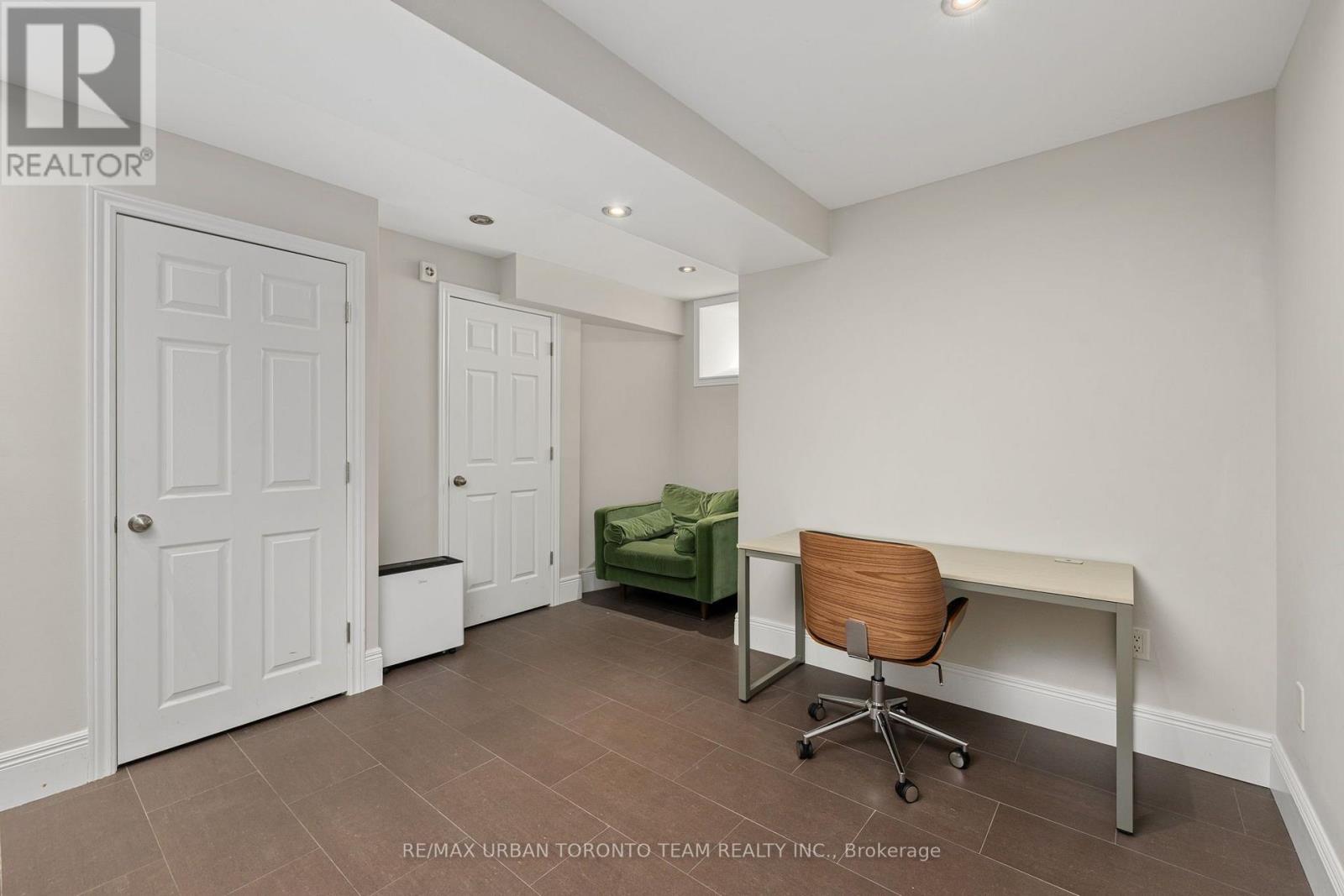 18 Draper Street, Toronto, Ontario  M5V 2M4 - Photo 28 - C13636790