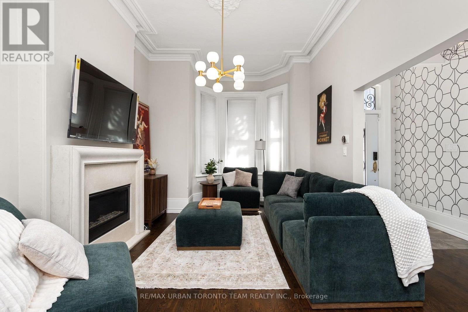 18 Draper Street, Toronto, Ontario  M5V 2M4 - Photo 3 - C13636790