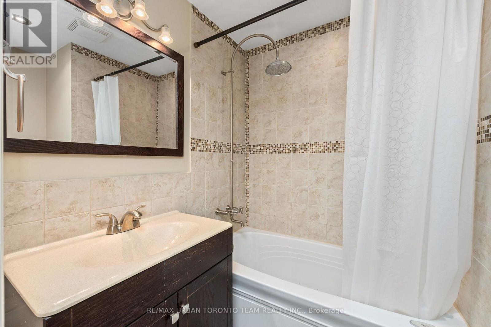 18 Draper Street, Toronto, Ontario  M5V 2M4 - Photo 31 - C13636790