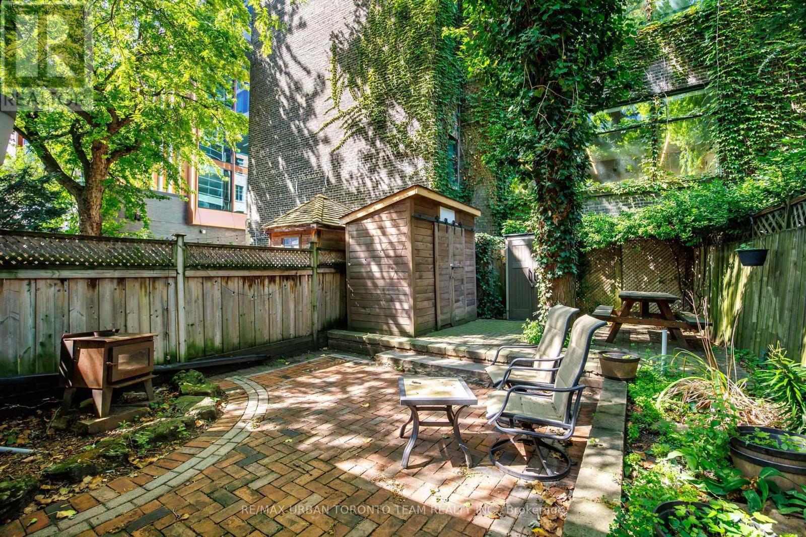18 Draper Street, Toronto, Ontario  M5V 2M4 - Photo 35 - C13636790