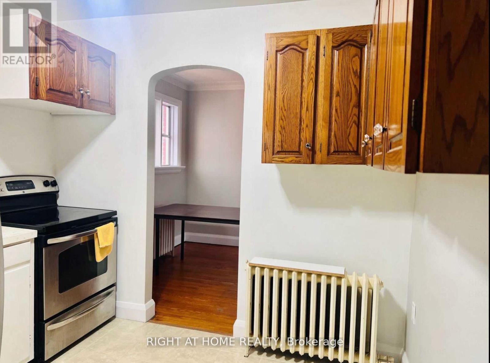 201 Codsell Avenue, Toronto, Ontario  M3H 3W5 - Photo 9 - C13636834