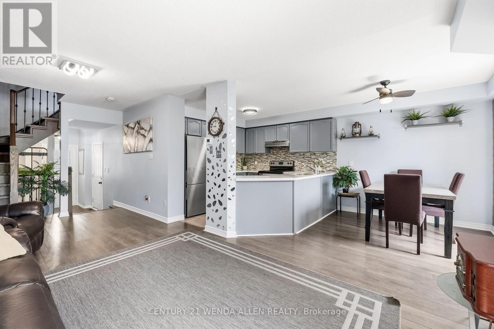5 Jays Drive, Whitby, Ontario  L1R 2P5 - Photo 1 - E13636754
