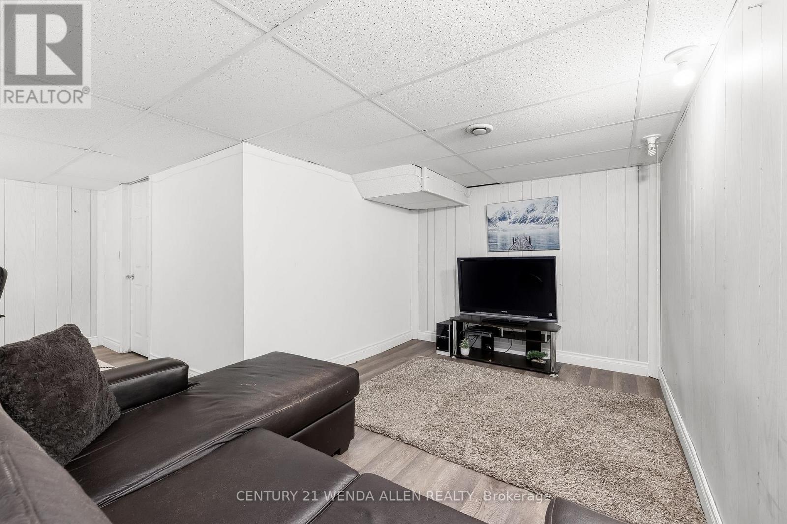 5 Jays Drive, Whitby, Ontario  L1R 2P5 - Photo 24 - E13636754